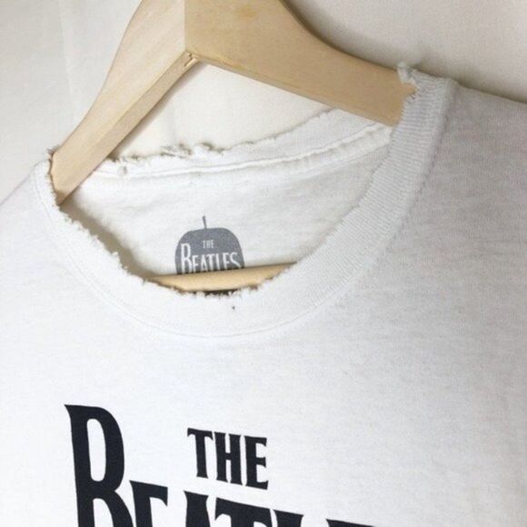THE BEATLES Distressed Oversized Graphic Tee - Picture 3 of 7